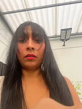 Chatroom XXX en direct de MELIZ_QUEEN