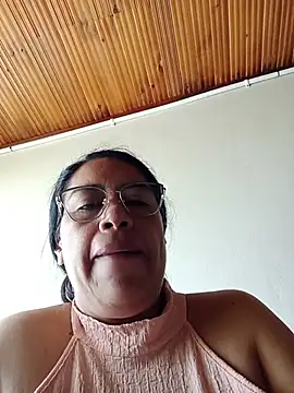 Emilif_'s Live XXX Chat
