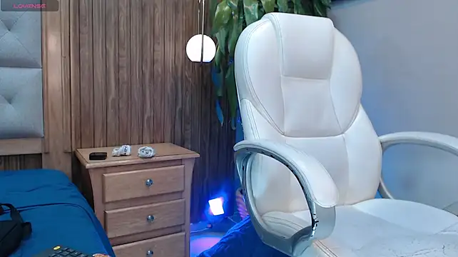 צ'אט XXX בשידור חי של Colby_driscoll