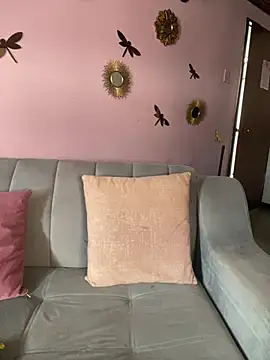 Im_Luuu élő XXX-chatje