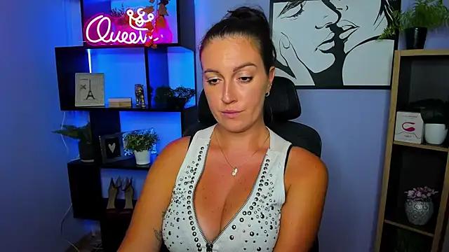 FUN_AMI: απευθείας συνομιλία ΧΧΧ