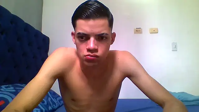 Chat XXX ao vivo de Latinos_2001