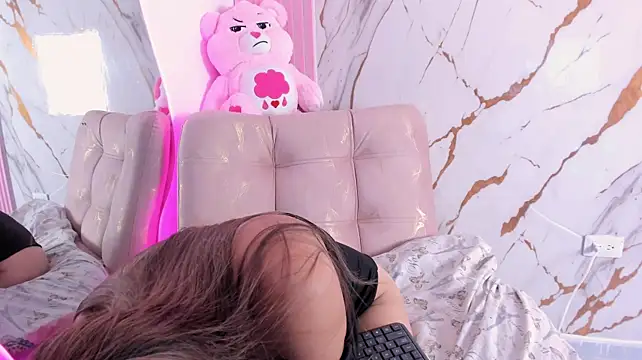แชท XXX สดของ SkyRose_