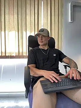 Alexander_ferre Live XXX Chat