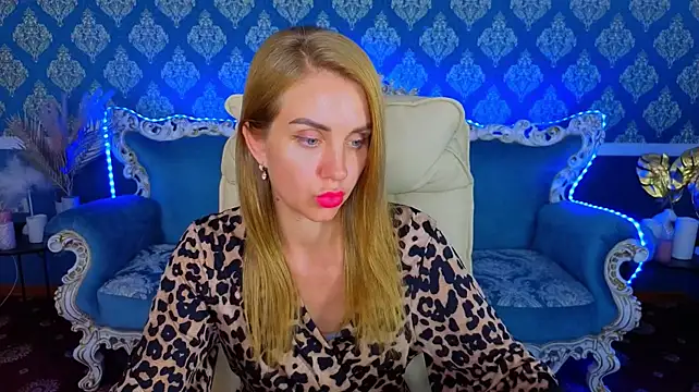 GabriEllla_4U Adlı Modelin Canlı XXX Sohbeti