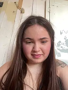 Chat +18 de bella__hott ao vivo