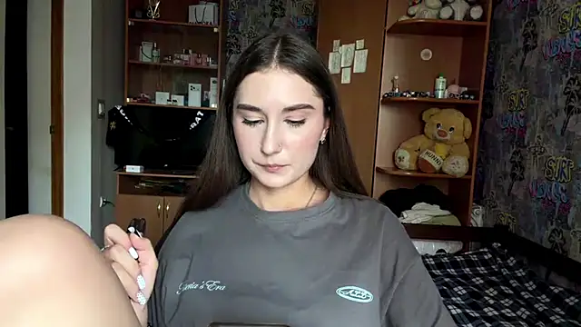 KittyNoSkirty's Live XXX Chat