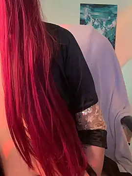 צ'אט XXX בשידור חי של lanadoll20