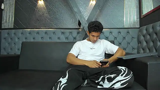 Yoel_Blessed Live XXX-Chat