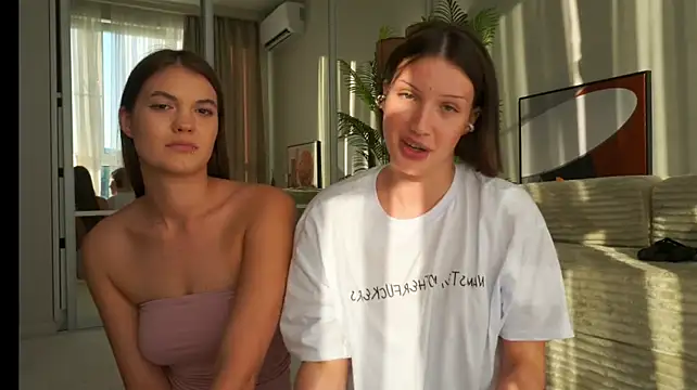 mcdolls Chat XXX in diretta