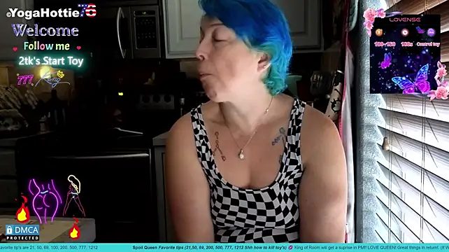 Živý XXX chat YogaHottie76