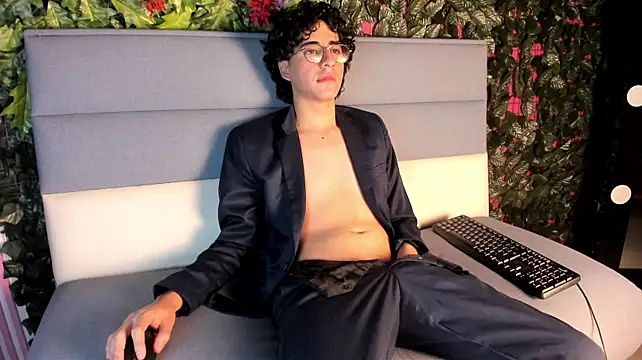 ElliotNoir's Live XXX Chat