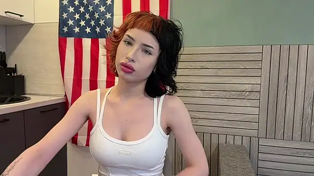 Show modela LouisiVuittoni na web-kameri