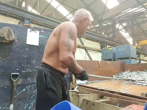 gymrat61: διαδικτυακό σόου στην κάμερα