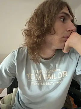 CozyPawsn Live XXX chat