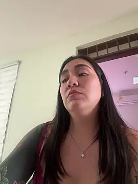 KathiaJenner's Live XXX Chat