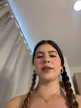 Chat XXX en directo de naughty__angel