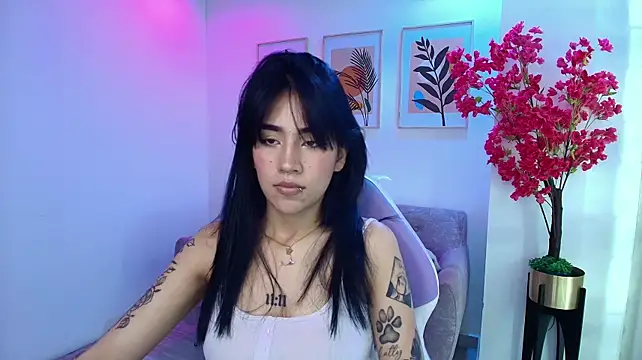 Rainy_doll's Live XXX Chat
