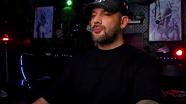 LexHardy 在線直播表演