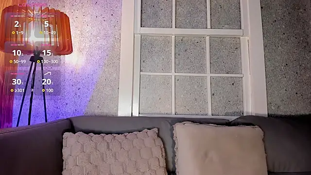 Chat +18 de Rubii_Cutee ao vivo