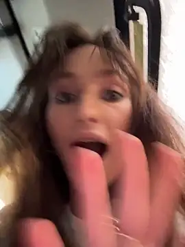 Chat XXX ao vivo de -missbehaving-