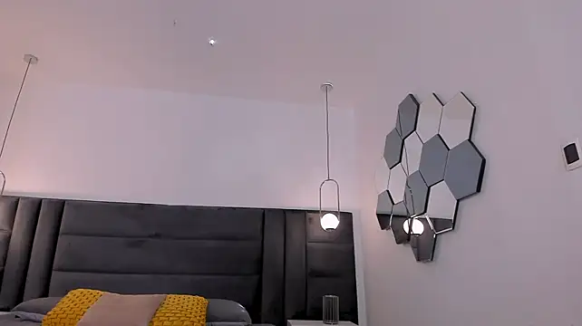 KylaMorrison's Live XXX Chat