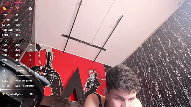 Axel_RomanovのライブXXXチャット