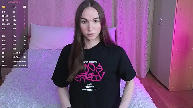 Angeel_Kate Show in webcam