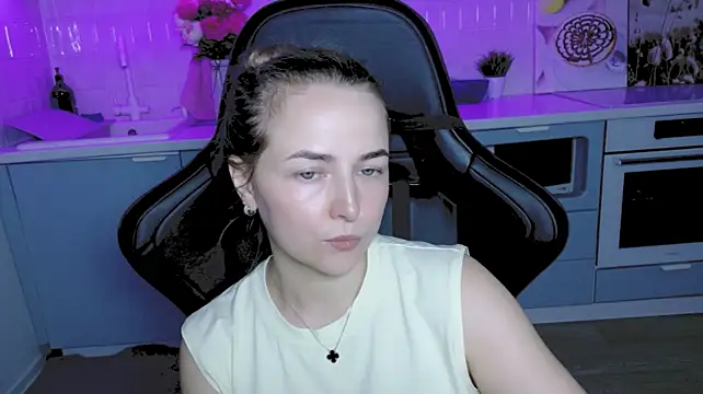 Mira_Mermayd's Live XXX Chat
