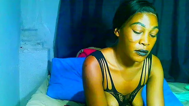 Chat +18 de freaky_naughty ao vivo
