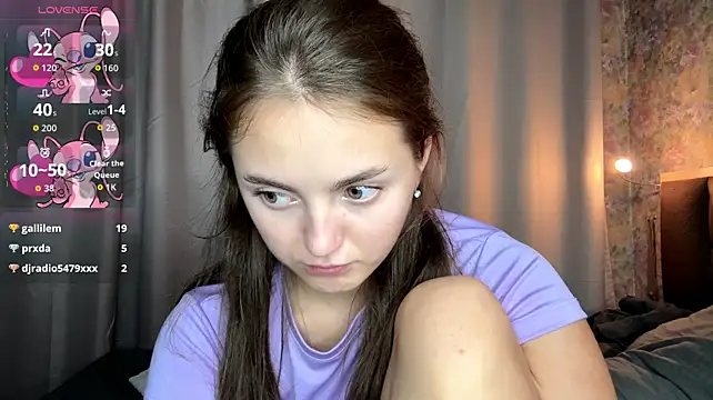LoraDavi live XXX chat