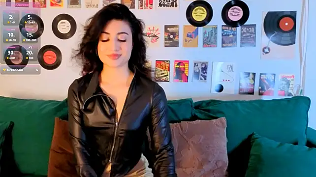 Maya_Rogerss' Live XXX Chat
