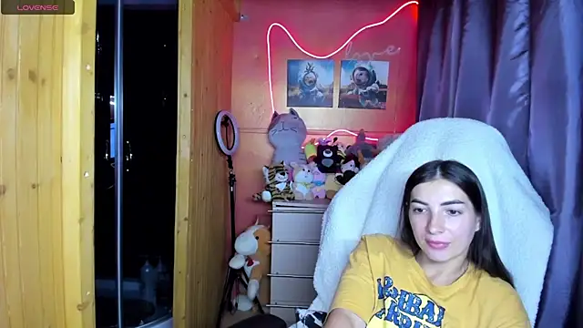 Chat XXX en directo de Fiery_Brunette_