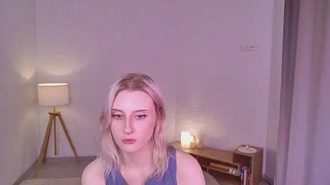 Chat +18 de oh__lily ao vivo