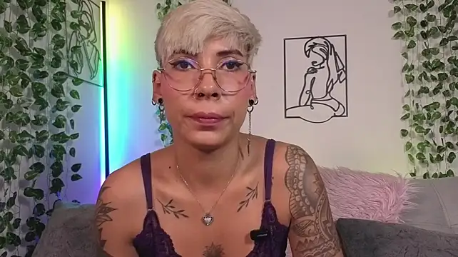 Živý XXX chat MiaMorgan_
