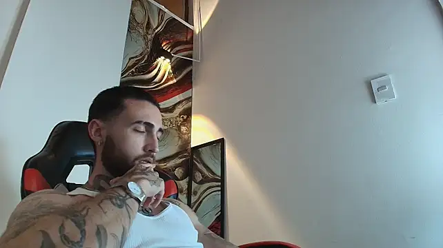 Luke_davis01 现场XXX聊天
