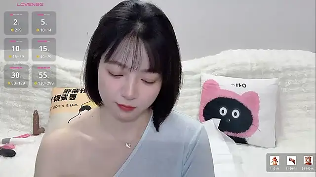 Lucy-8 웹캠 쇼