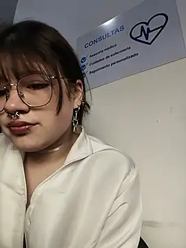 TATIANA--30 Webcam Show