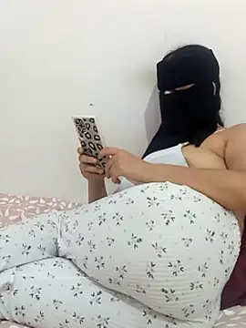Mowl3a_ktir Adlı Modelin Web Kamerası Şovu
