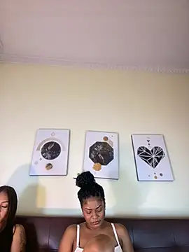 MaverickGrey's Live XXX Chat