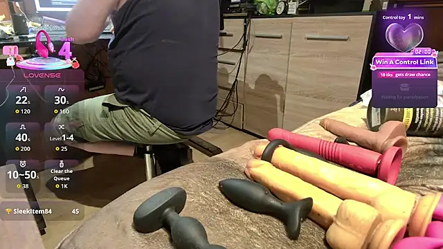 misteryman1956's Live XXX Chat