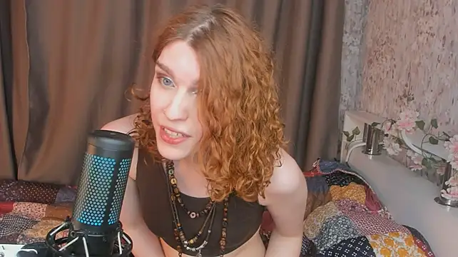 LunarHollow's Live XXX Chat
