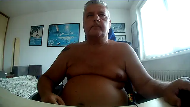 Chat +18 de Robert_SK1 ao vivo