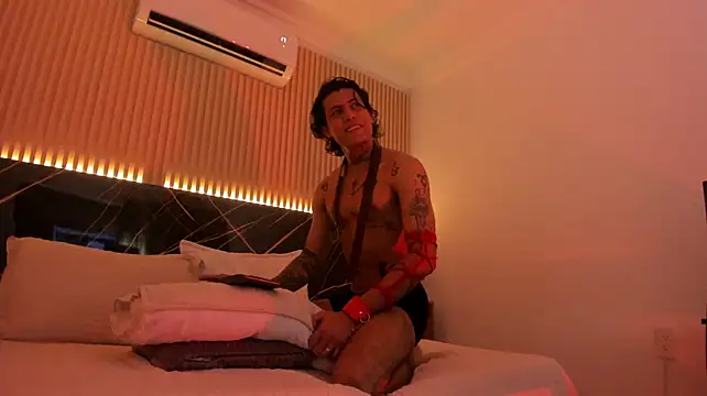 Chat XXX en directo de Damian_romanoff_
