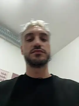 RealDeal2000xxx Webcam-Show