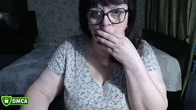 BrandiOhNight's Live XXX Chat