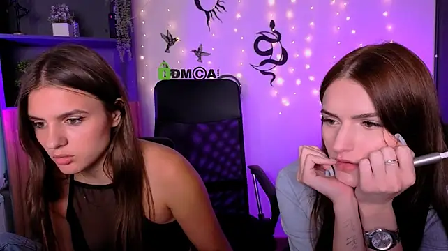 lisa_dark_'s Live XXX Chat