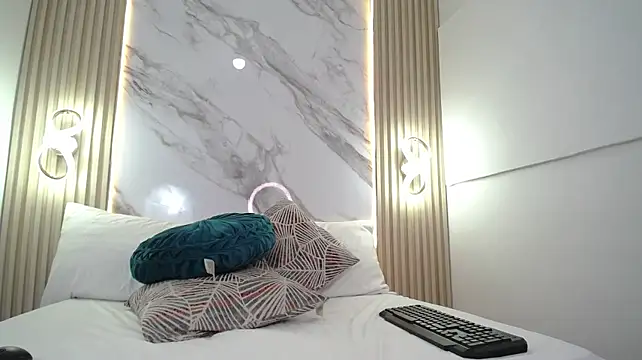 Živý XXX chat Ariana_Wayne