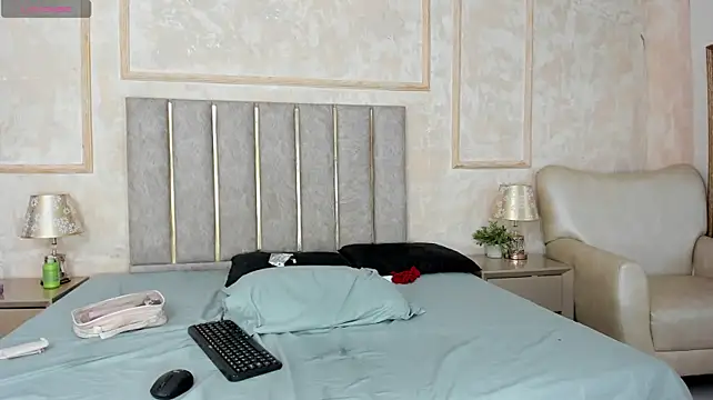 Miaasummer 라이브 XXX 채팅