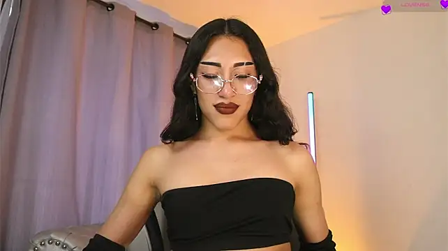 XXX chat uživo modela Velvet_Raze